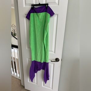 Green and Purple Fuzzy Mermaid Tail Blanket